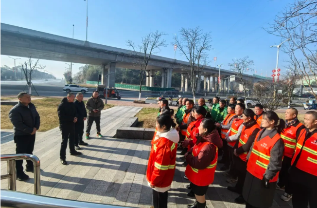 王輝德、余良光分別走訪慰問(wèn)一線(xiàn)干部職工并檢查安全生產(chǎn)工作